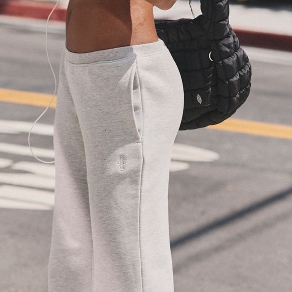 FREE PEOPLE STANCE FLARE SWEATPANTS SIZE L MSRP $78.00 NWT - Picture 9 of 10